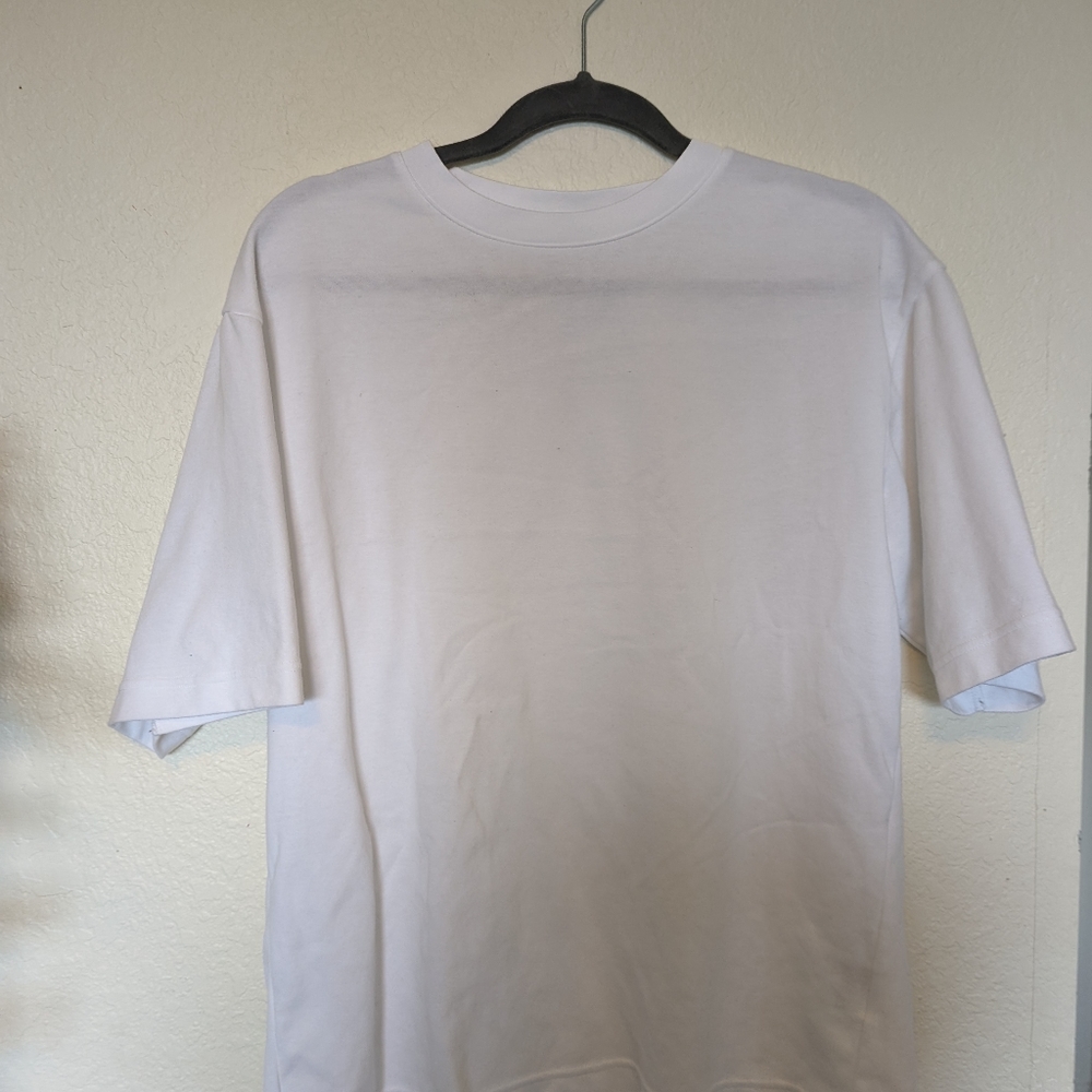 Uniqlo Oversized Airism T-Shirt